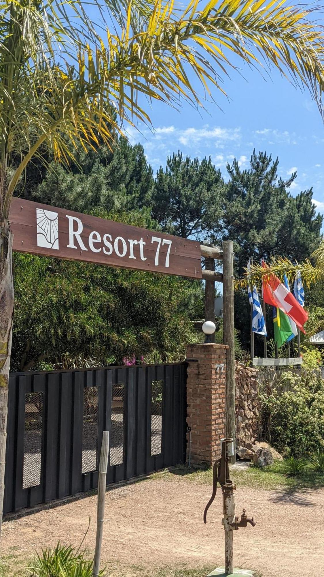Resort 77 Piriápolis Eksteriør billede